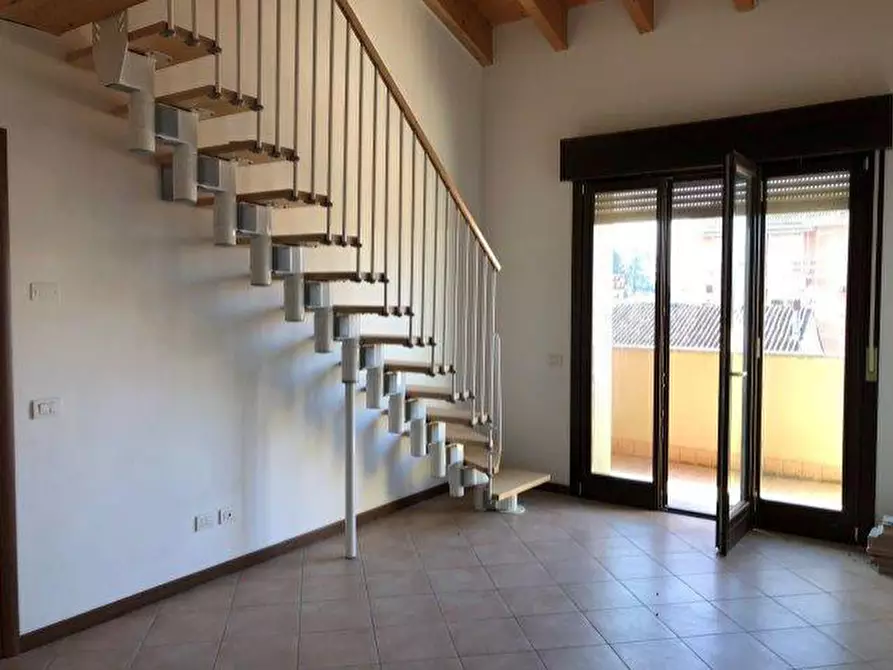 Immagine 93 di Palazzo in vendita  a San Rocco Al Porto