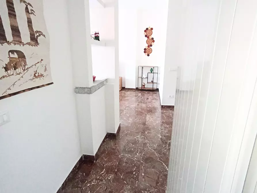 Immagine 7 di Appartamento in affitto  a Carrara