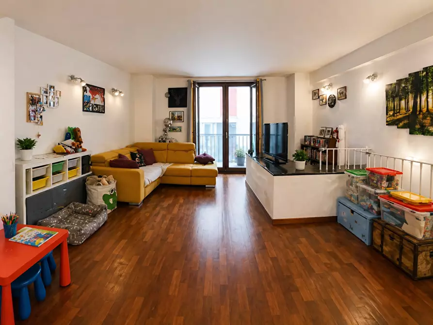 Immagine 1 di Appartamento in vendita  a Livorno