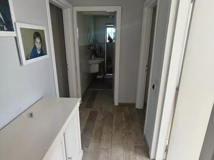 Immagine 11 di Appartamento in vendita  a Massa