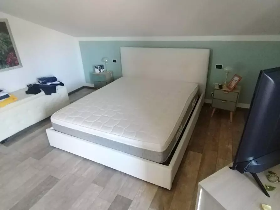 Immagine 16 di Appartamento in vendita  a Massa