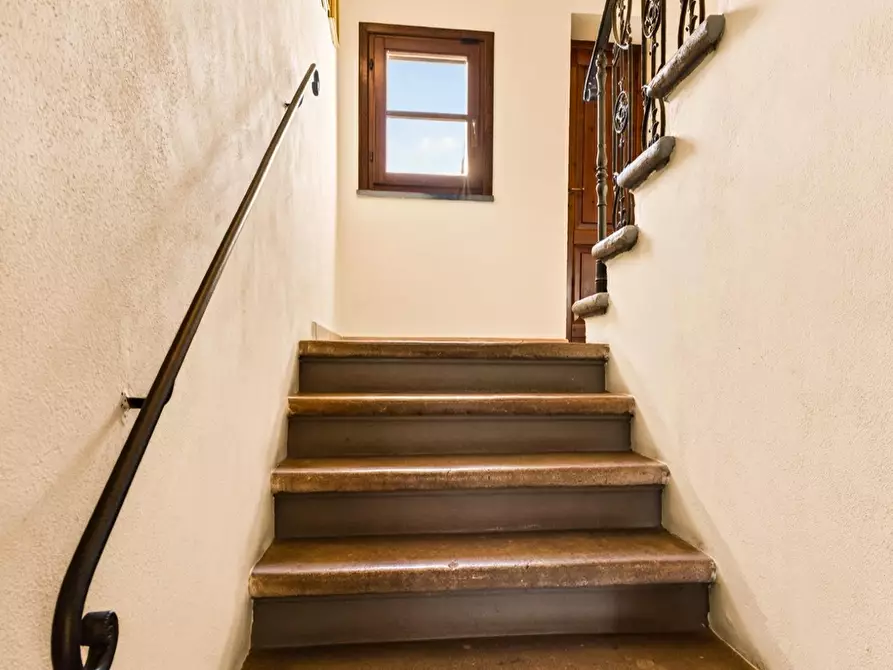Immagine 18 di Casa bifamiliare in vendita  a Santa Maria A Monte