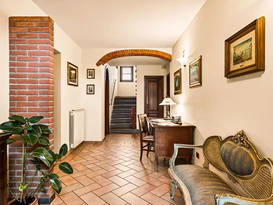 Immagine 4 di Casa bifamiliare in vendita  a Santa Maria A Monte