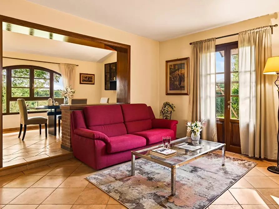 Immagine 11 di Casa bifamiliare in vendita  a Santa Maria A Monte