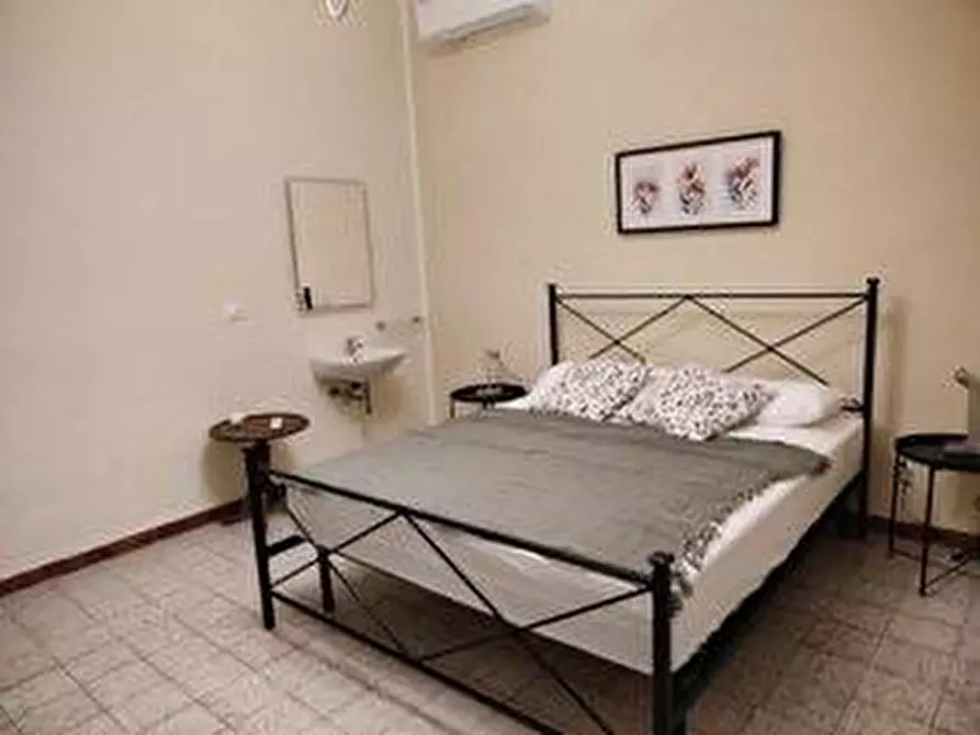 Immagine 9 di Appartamento in vendita  a Livorno