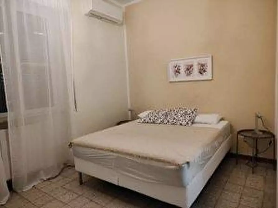 Immagine 10 di Appartamento in vendita  a Livorno