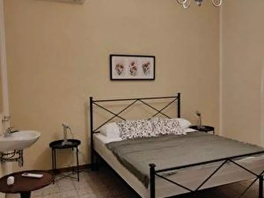 Immagine 8 di Appartamento in vendita  a Livorno