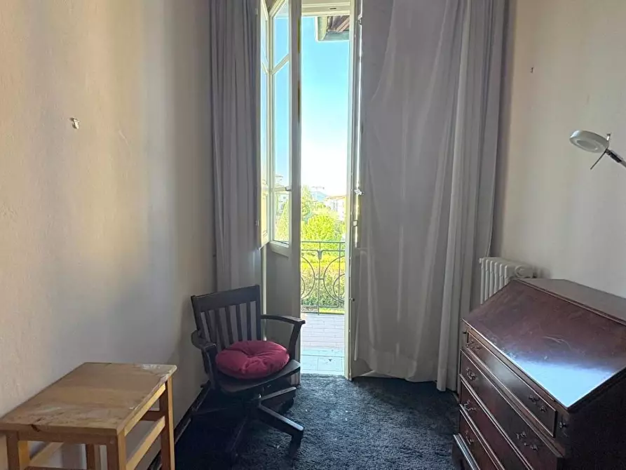 Immagine 18 di Villa in vendita  a Lucca