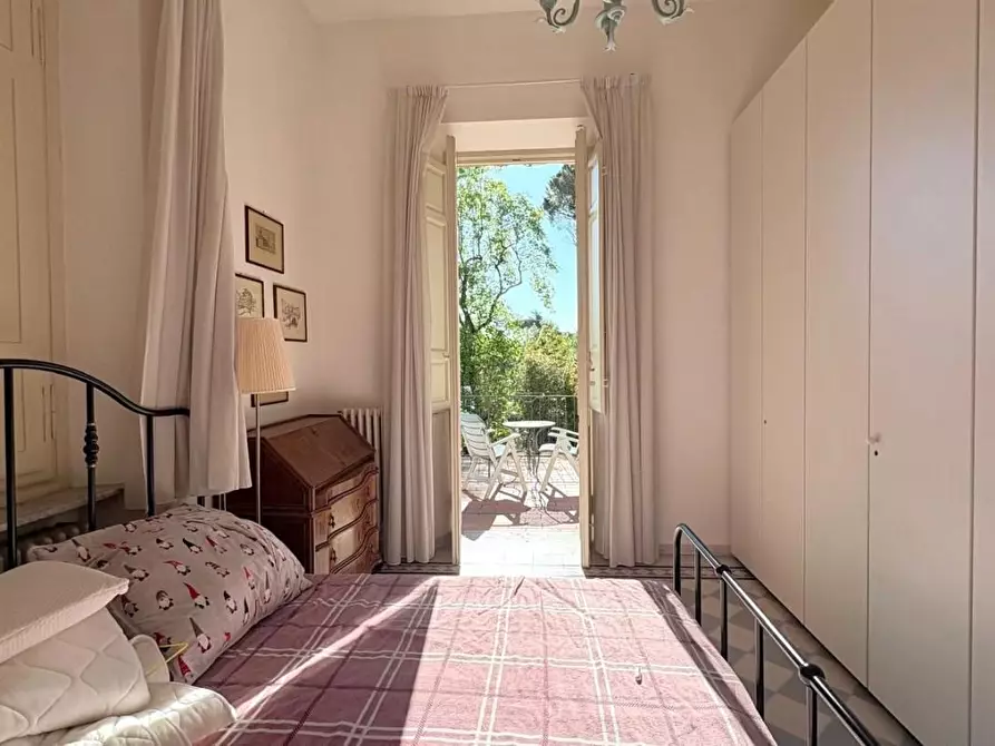 Immagine 14 di Villa in vendita  a Lucca