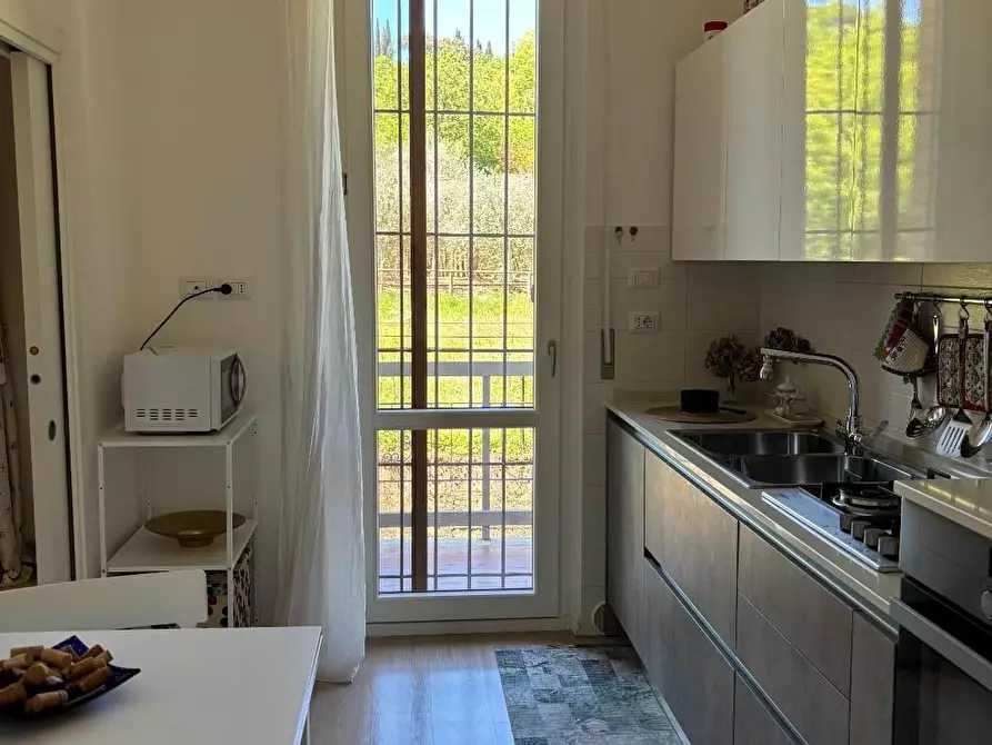 Immagine 12 di Appartamento in vendita  a Siena