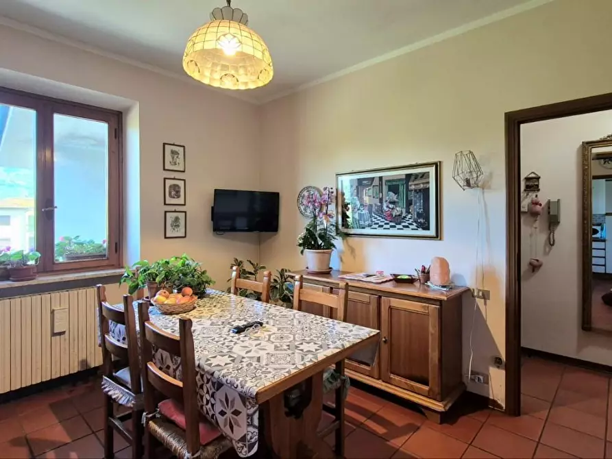 Immagine 15 di Casa bifamiliare in vendita  a Capannori