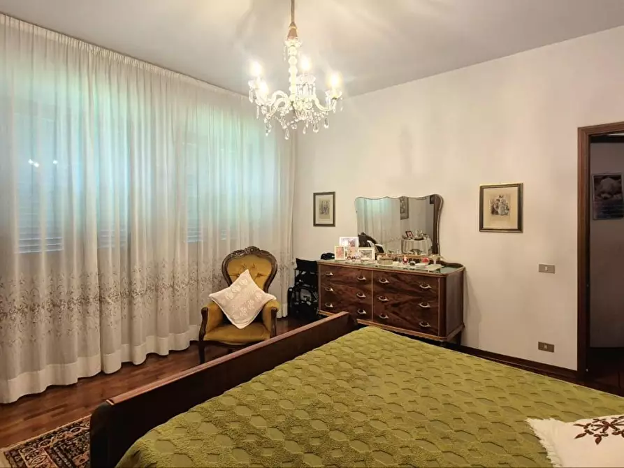 Immagine 37 di Casa bifamiliare in vendita  a Capannori