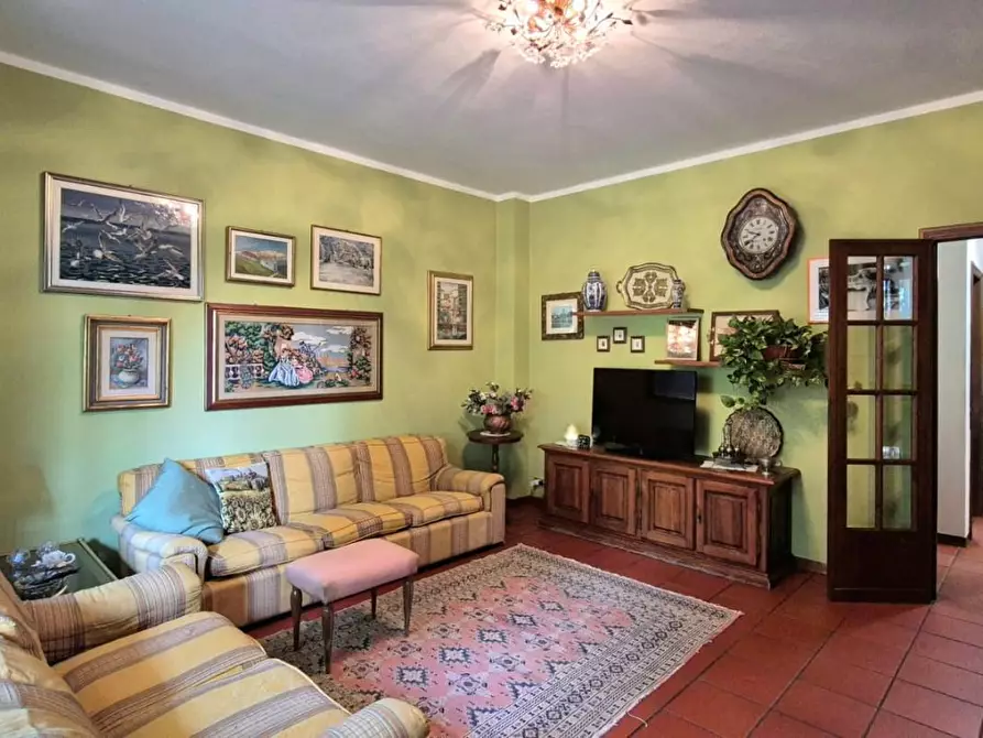Immagine 13 di Casa bifamiliare in vendita  a Capannori