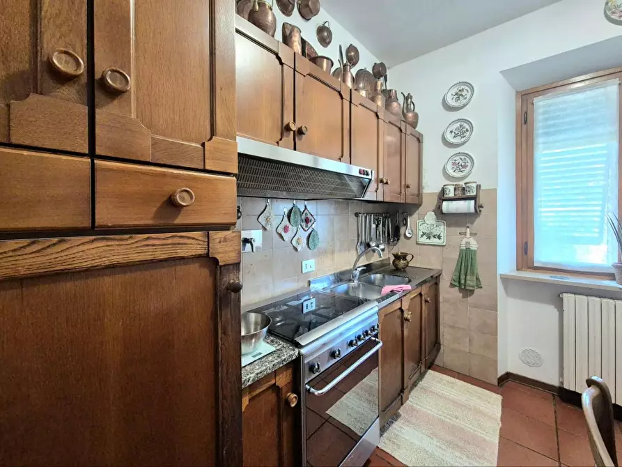 Immagine 34 di Casa bifamiliare in vendita  a Capannori