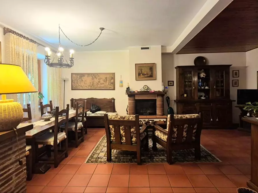 Immagine 29 di Casa bifamiliare in vendita  a Capannori