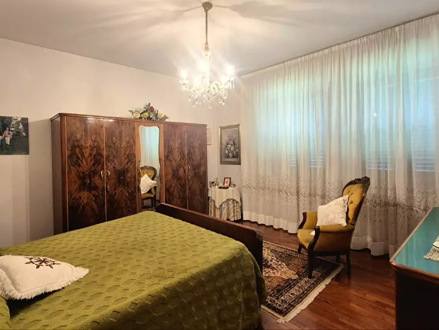 Immagine 36 di Casa bifamiliare in vendita  a Capannori