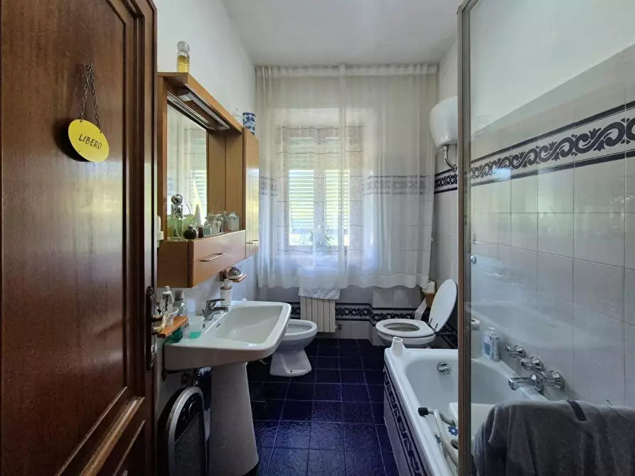 Immagine 39 di Casa bifamiliare in vendita  a Capannori