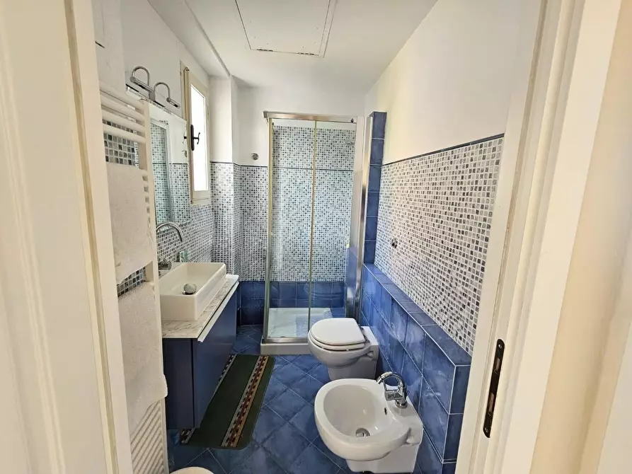 Immagine 17 di Villa in vendita  a Siena