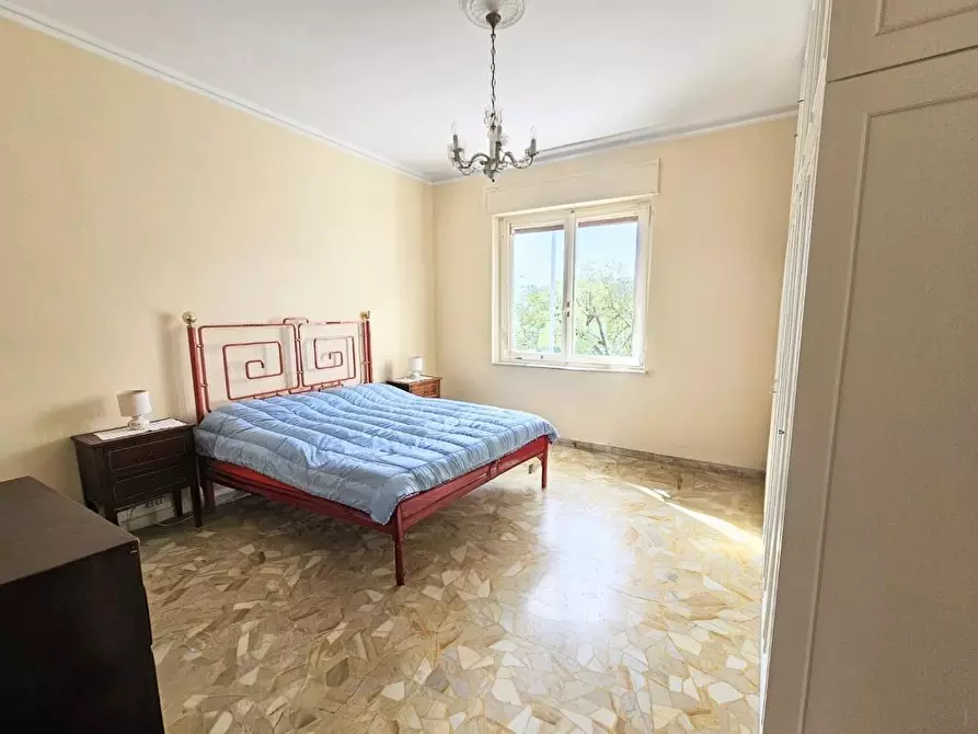 Immagine 15 di Villa in vendita  a Siena