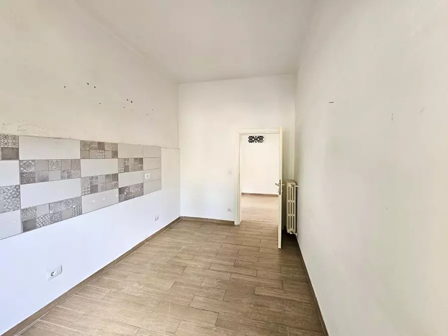 Immagine 4 di Villa in vendita  a Siena