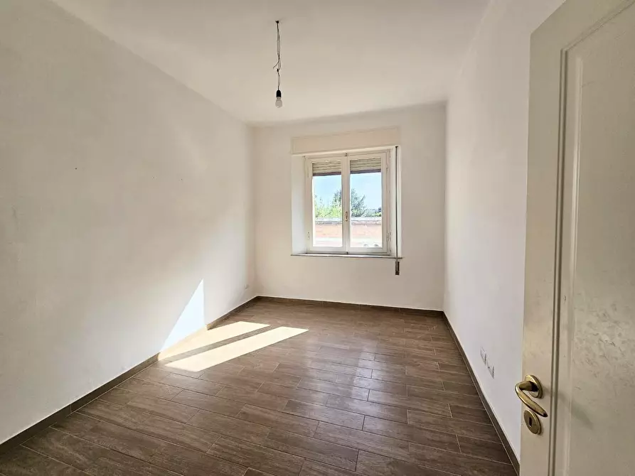 Immagine 5 di Villa in vendita  a Siena