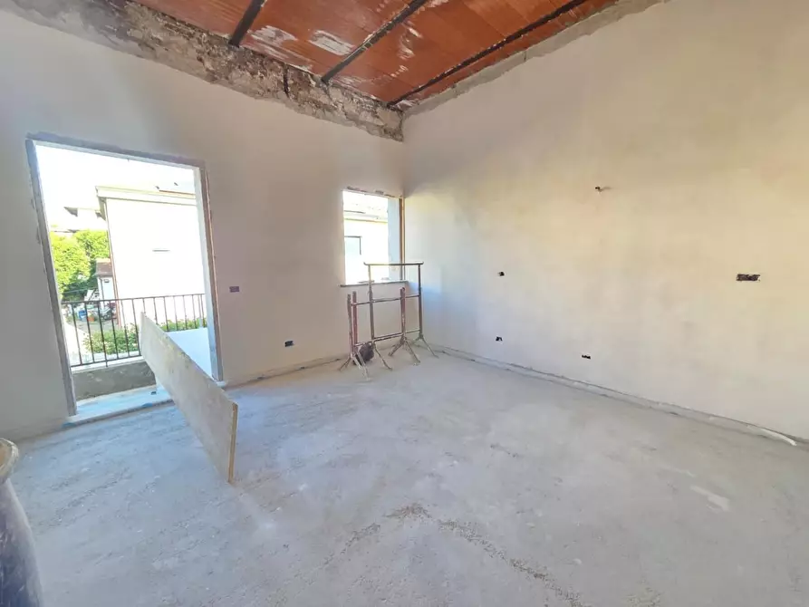 Immagine 5 di Appartamento in vendita  a Cascina