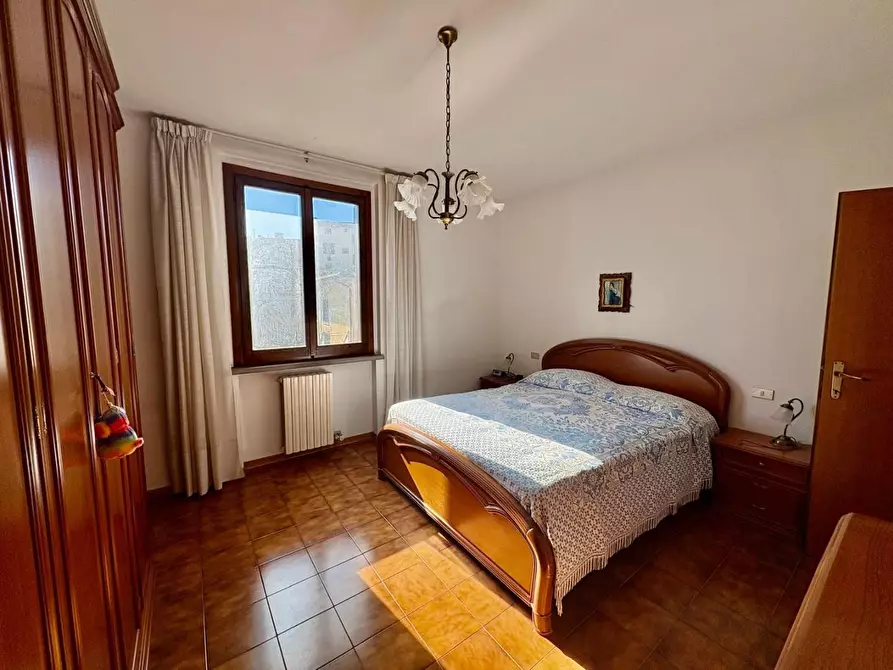 Immagine 15 di Appartamento in vendita  a Gambassi Terme