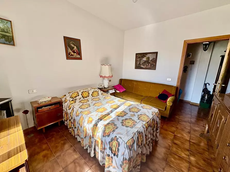 Immagine 12 di Appartamento in vendita  a Gambassi Terme