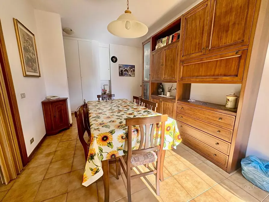 Immagine 4 di Appartamento in vendita  a Gambassi Terme