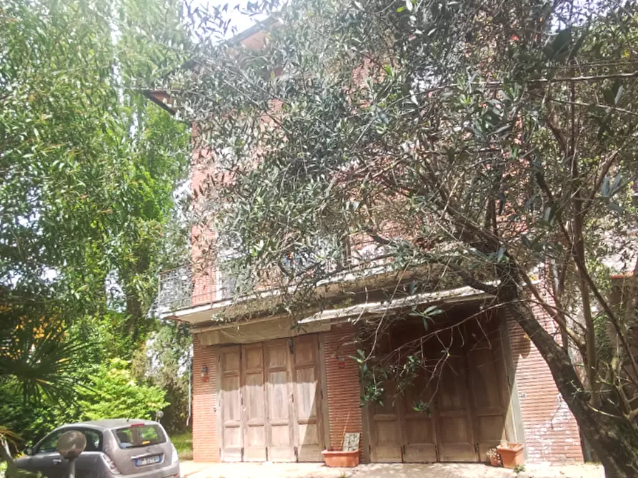 Immagine 1 di Appartamento in vendita  a Pietrasanta