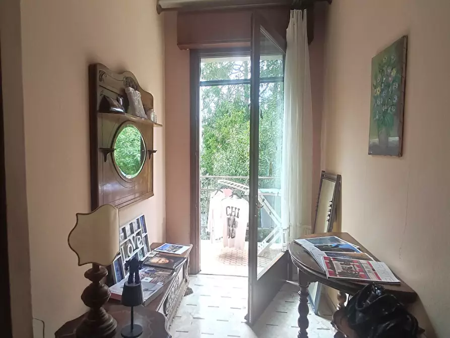 Immagine 13 di Appartamento in vendita  a Pietrasanta