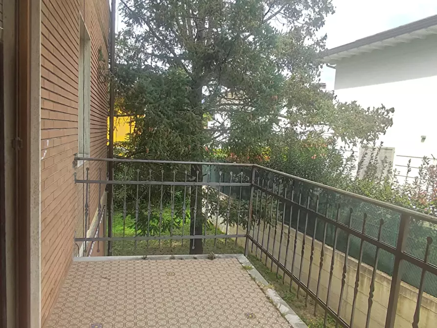 Immagine 8 di Appartamento in vendita  a Pietrasanta