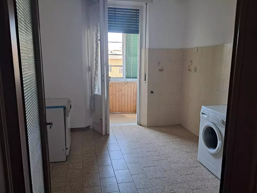 Immagine 11 di Appartamento in vendita  a Pisa