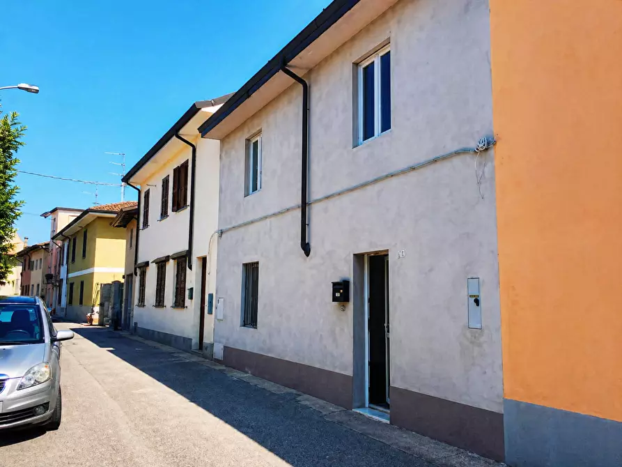 Immagine 1 di Appartamento in vendita  a Corno Giovine