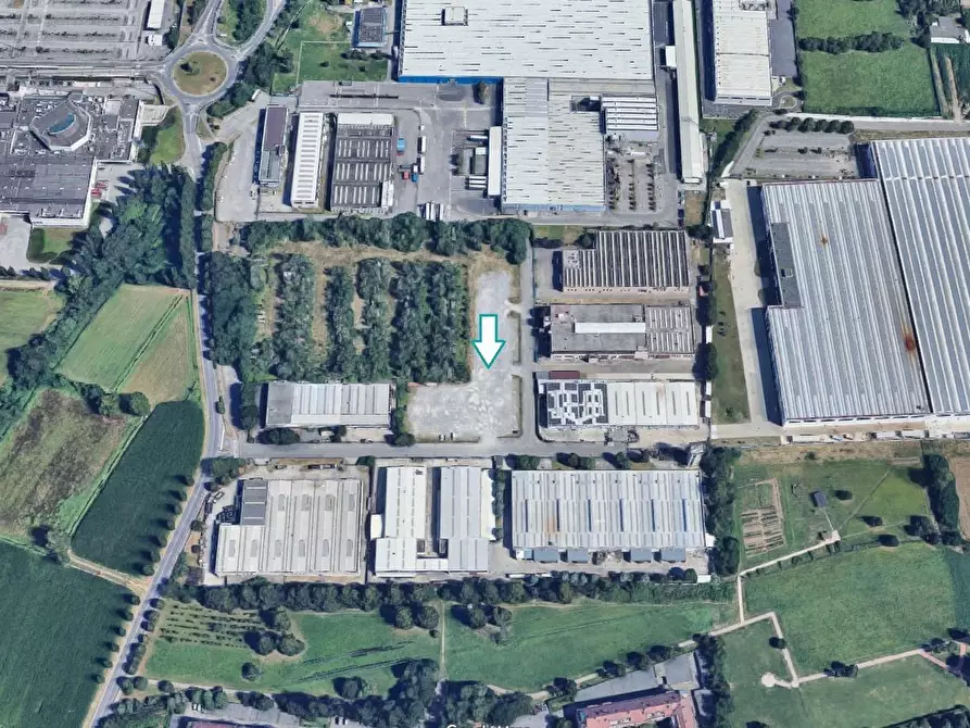 Immagine 1 di Terreno industriale in vendita  a Vignate