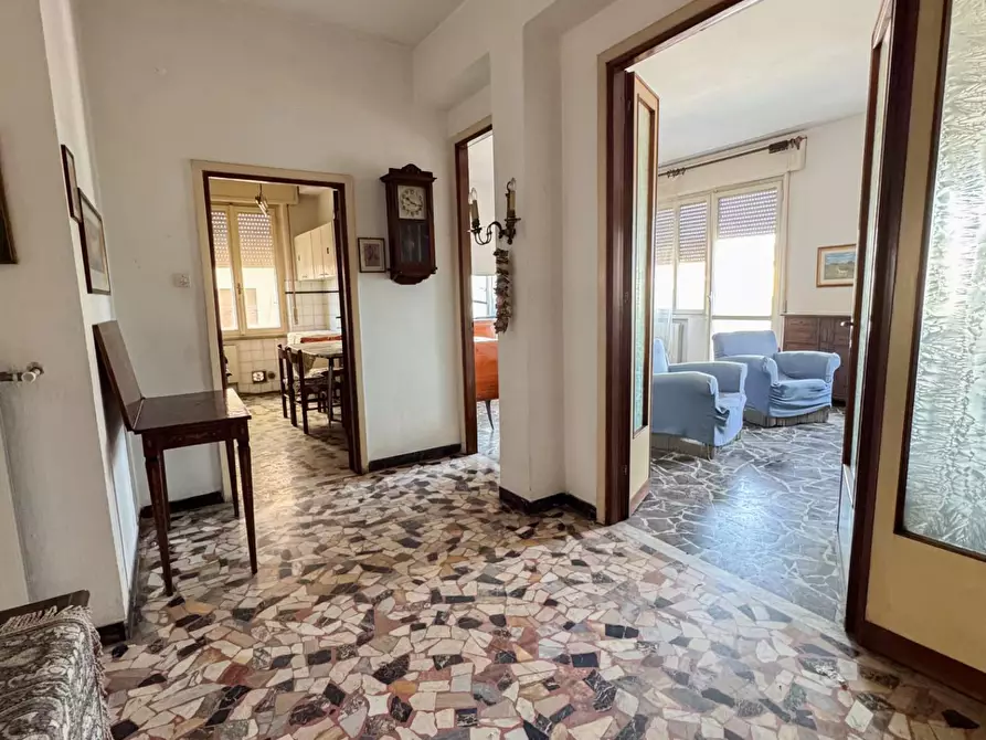 Immagine 4 di Appartamento in vendita  a Pisa