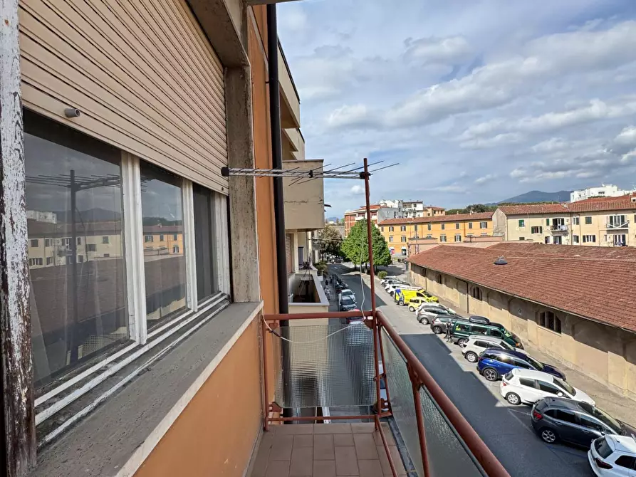 Immagine 5 di Appartamento in vendita  a Pisa