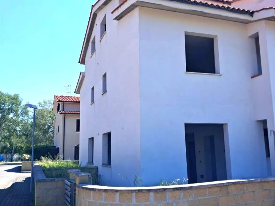Immagine 11 di Villetta a schiera in vendita  a Capannoli