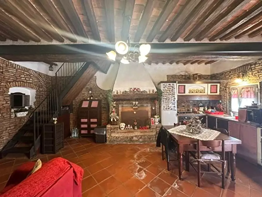 Immagine 3 di Terratetto in vendita  a Crespina Lorenzana