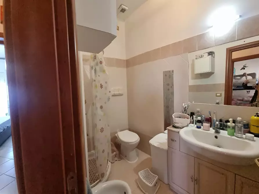 Immagine 12 di Appartamento in vendita  a Livorno