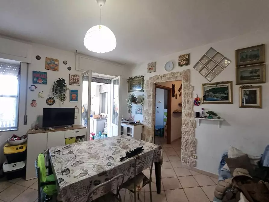 Immagine 2 di Appartamento in vendita  a Livorno