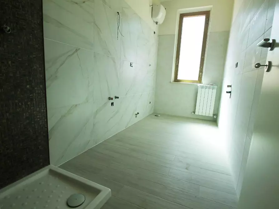 Immagine 11 di Appartamento in vendita  a Vinci