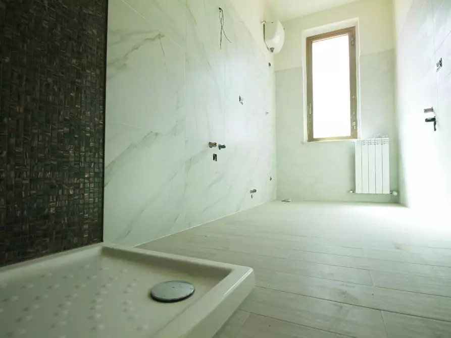 Immagine 12 di Appartamento in vendita  a Vinci