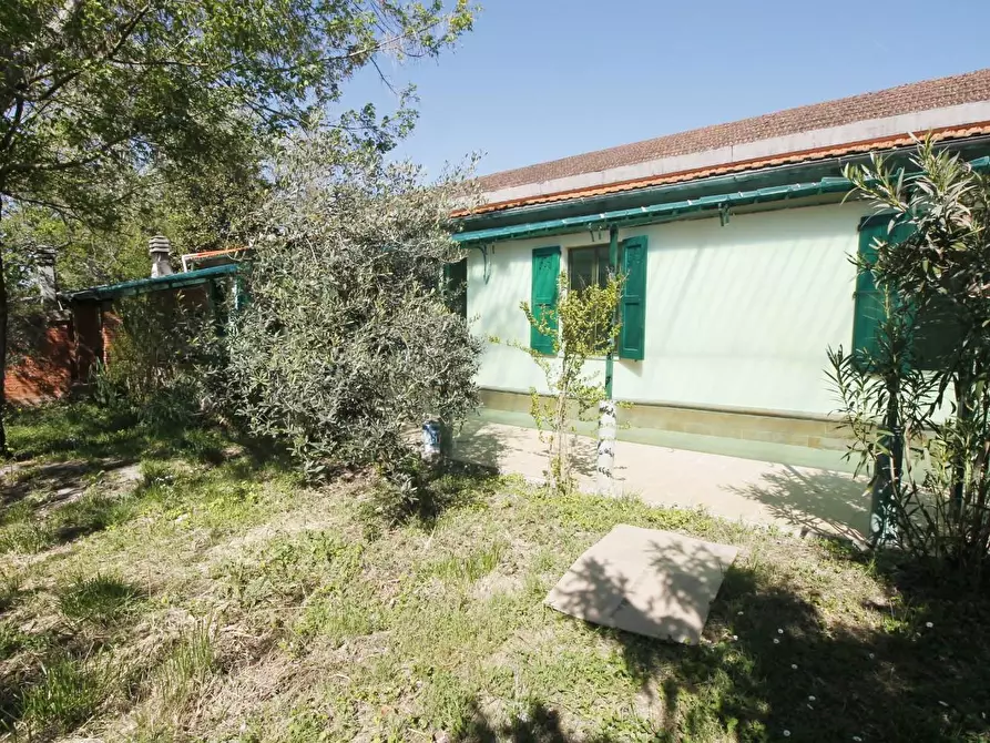 Immagine 17 di Appartamento in vendita  a Vinci