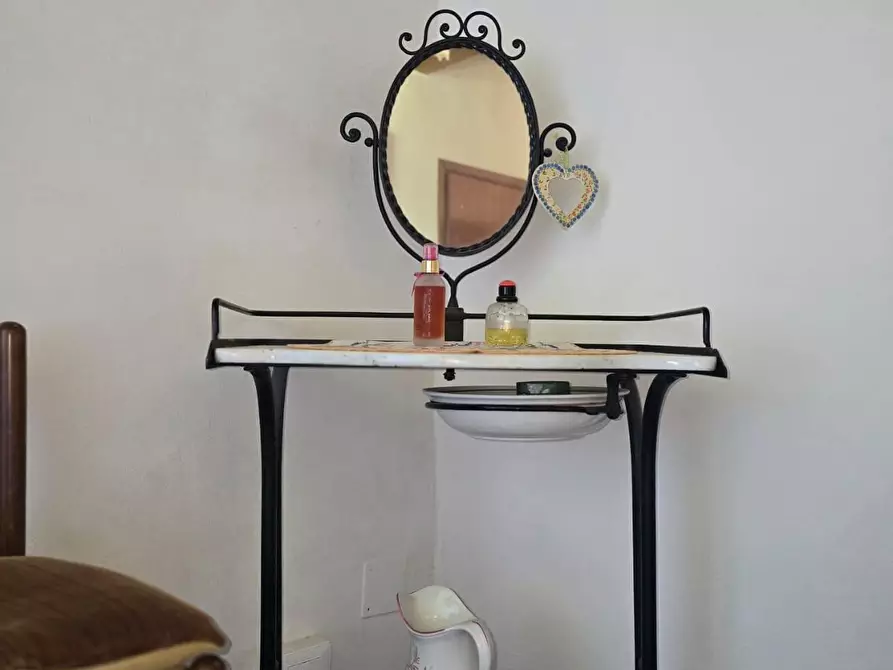 Immagine 27 di Appartamento in vendita  a Sovicille