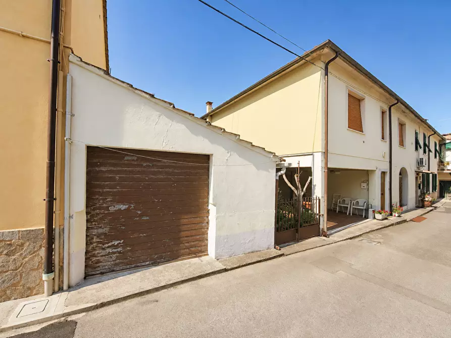 Immagine 9 di Terratetto in vendita  a Capannoli