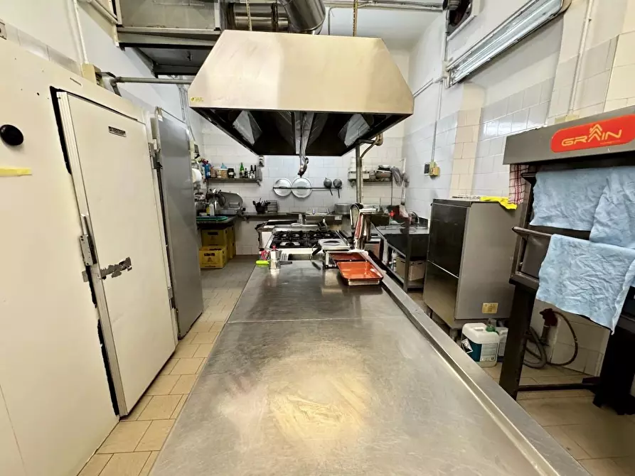 Immagine 6 di Bar / Ristorante in affitto  a Pisa