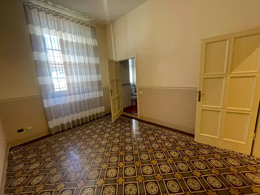 Immagine 27 di Appartamento in vendita  a Lucca