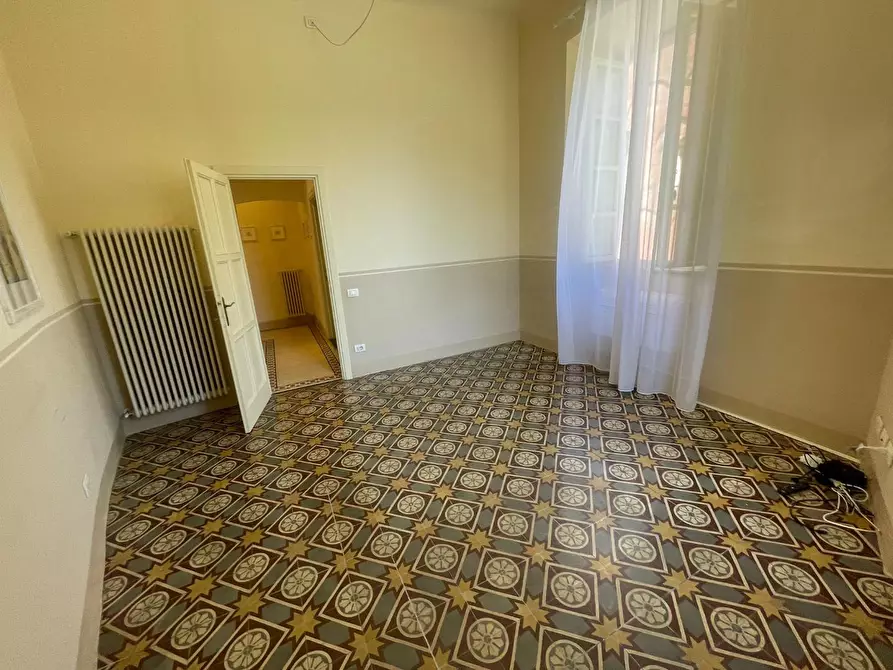 Immagine 33 di Appartamento in vendita  a Lucca