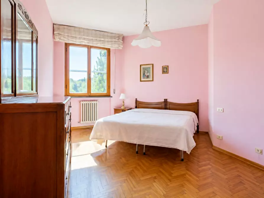 Immagine 7 di Villa in vendita  a Pisa